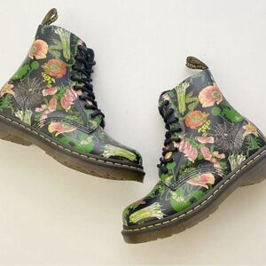🍃 Like new! Dr. Martens 1460 Wild Botanics Boots 37